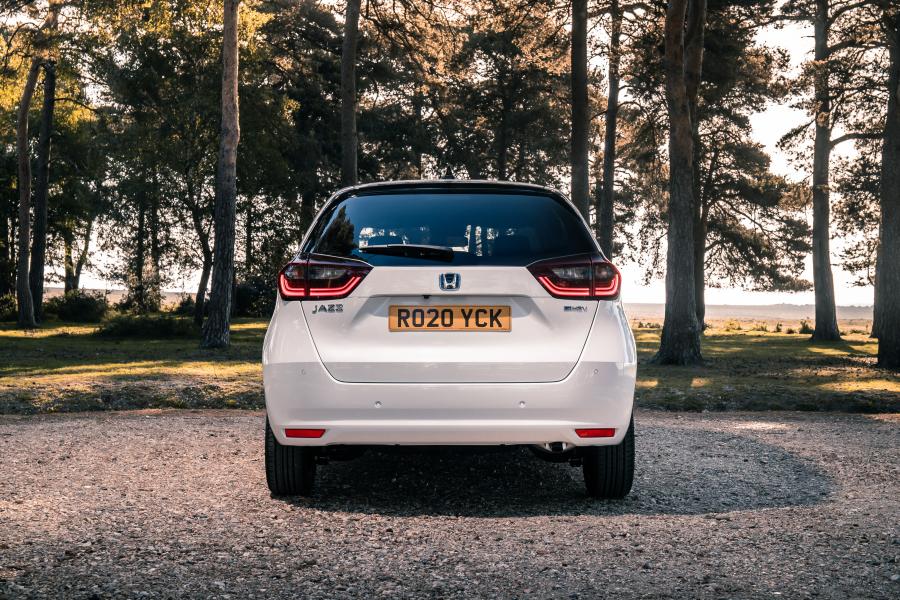  Honda Jazz e:HEV 2020 года  (UK) (фото 17 из 40)